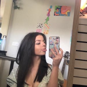 Meet your Posher, Em